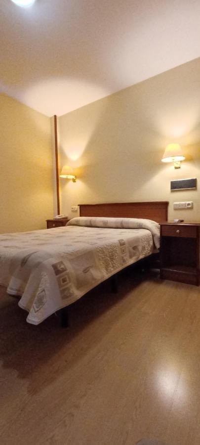 סנטיאגו דה קומפוסטלה Hotel Capital De Galicia מראה חיצוני תמונה