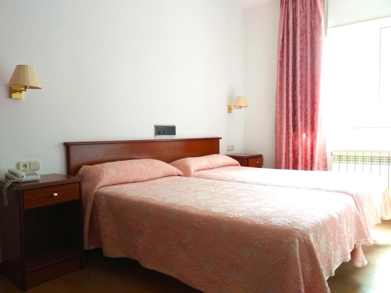 סנטיאגו דה קומפוסטלה Hotel Capital De Galicia מראה חיצוני תמונה